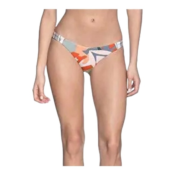 Maaji Skyline Samatha Reversible Bikini Top/Bimini Victory Signature Cut Bottoms - Picture 3 of 10